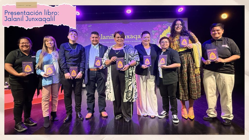 Presentación del libro Jalanil Junxaqalil, una obra que reúne vivencias y testimonios de personas trans e intersex de Centroamérica y Sudamérica. El proyecto es resultado de la colaboración entre el Colectivo Trans-Formación, Argentina Intersex y Espacio Tolomocho, con el objetivo de visibilizar historias, fortalecer la memoria colectiva y promover el reconocimiento de las experiencias trans e intersex en la región.